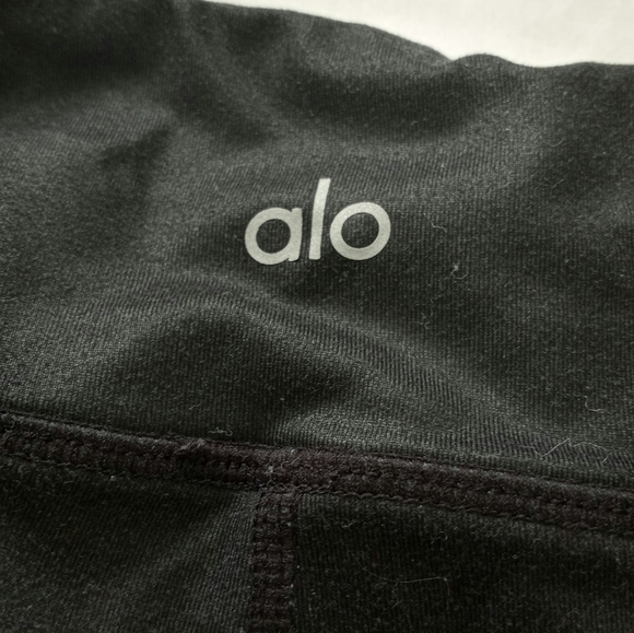 ALO Yoga Black Butterfly Print Leggings - Picture 8 of 9